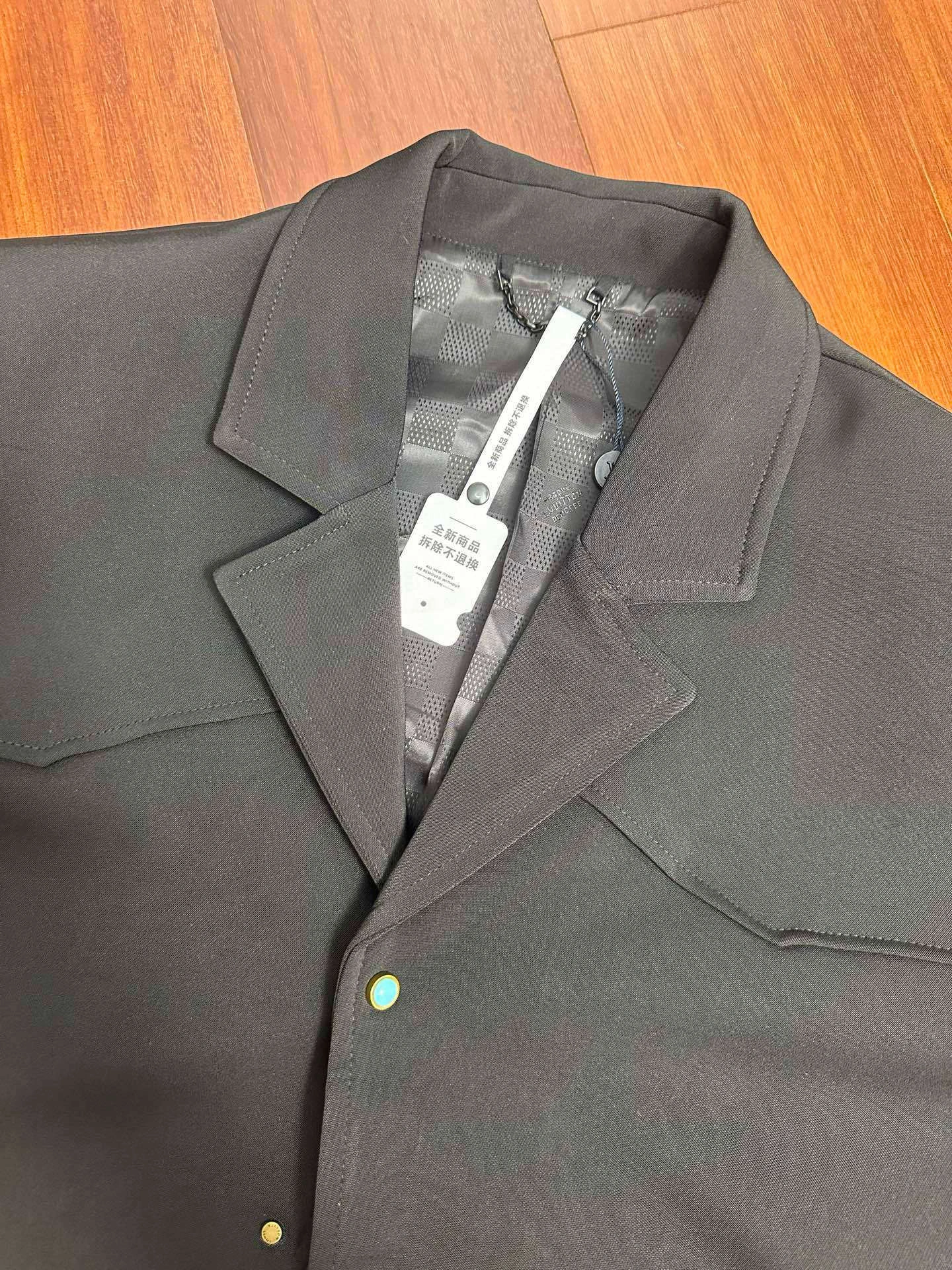 wg.luxury-- 8V wool item: E-F431I2819